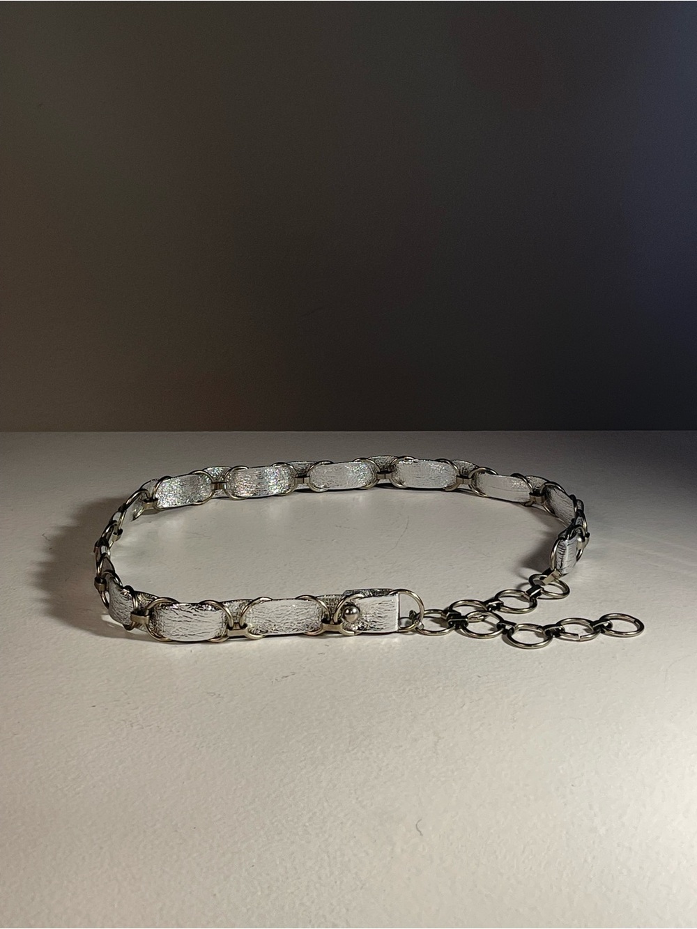Vintage Silver Metallic Faux Leather Panel Chain Belt Textured Y2K O-Ring Waist